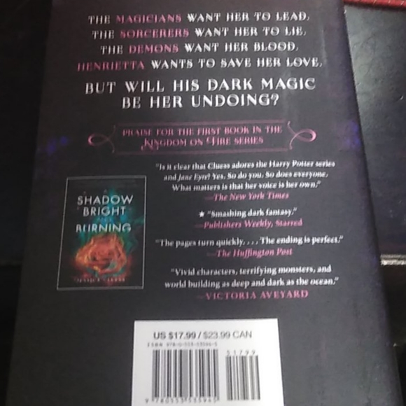 Books - Picture 2 of 4